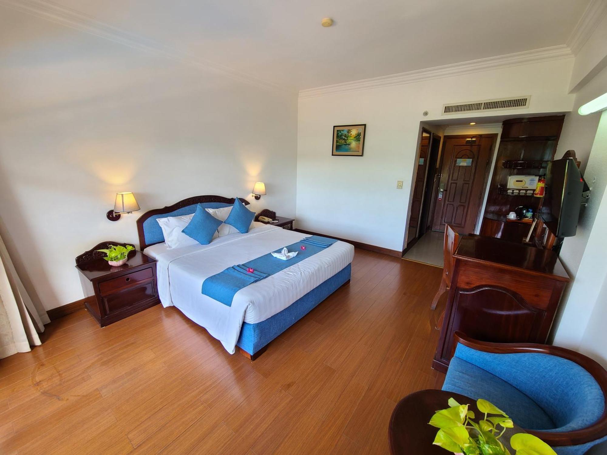 Somadevi Angkor Premium Hotel Siem Reap Buitenkant foto