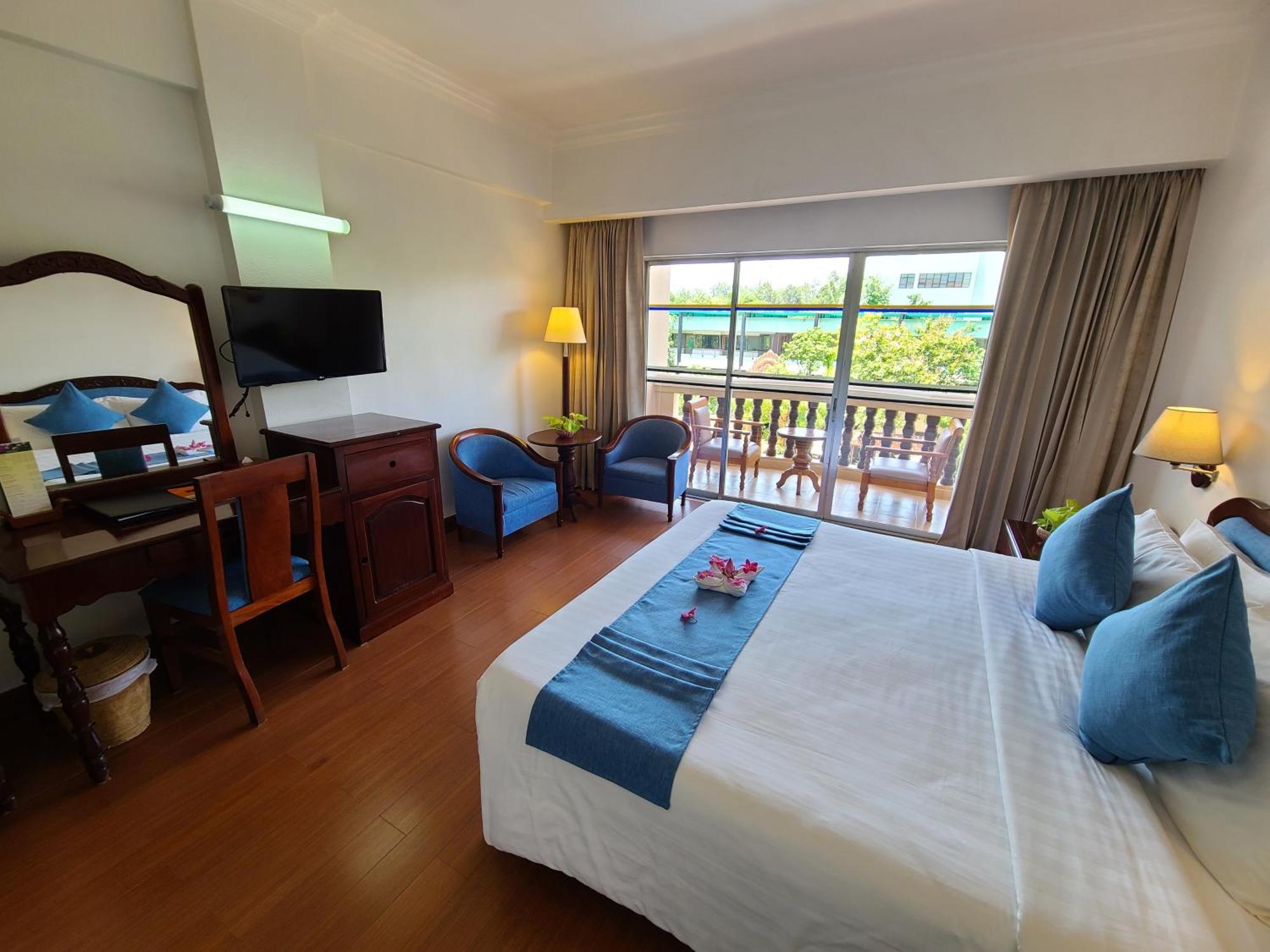 Somadevi Angkor Premium Hotel Siem Reap Buitenkant foto