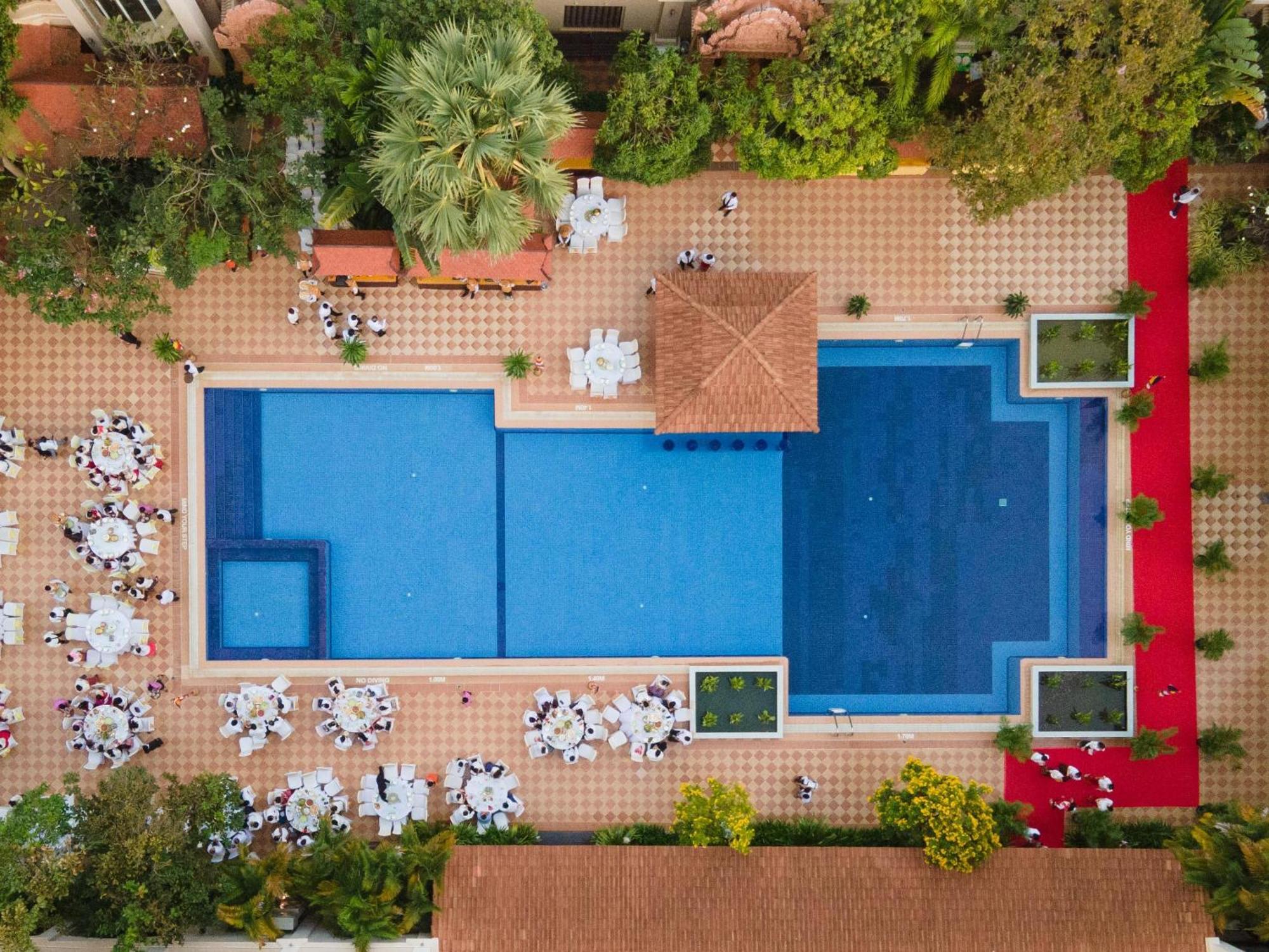 Somadevi Angkor Premium Hotel Siem Reap Buitenkant foto